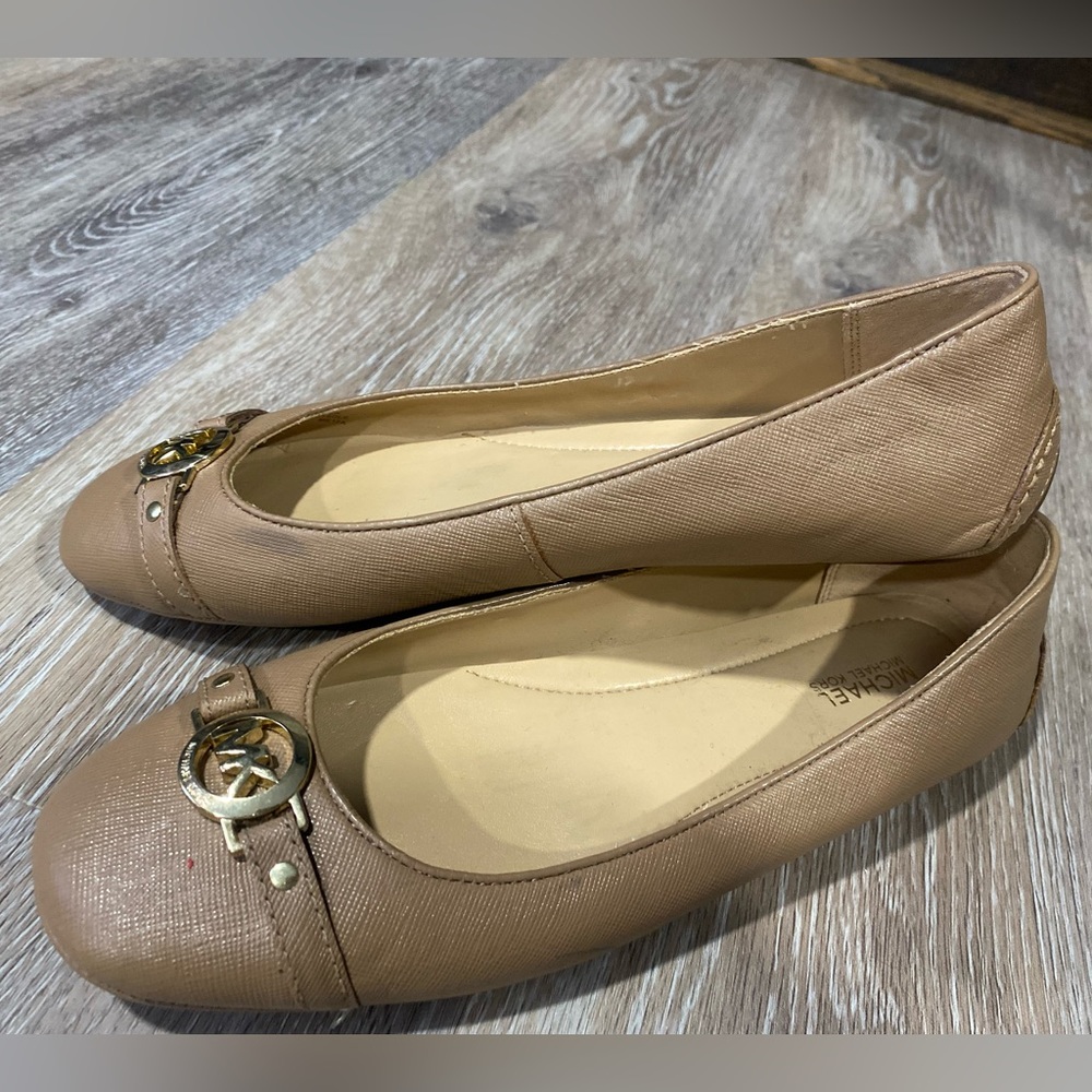 Michael Kors flats